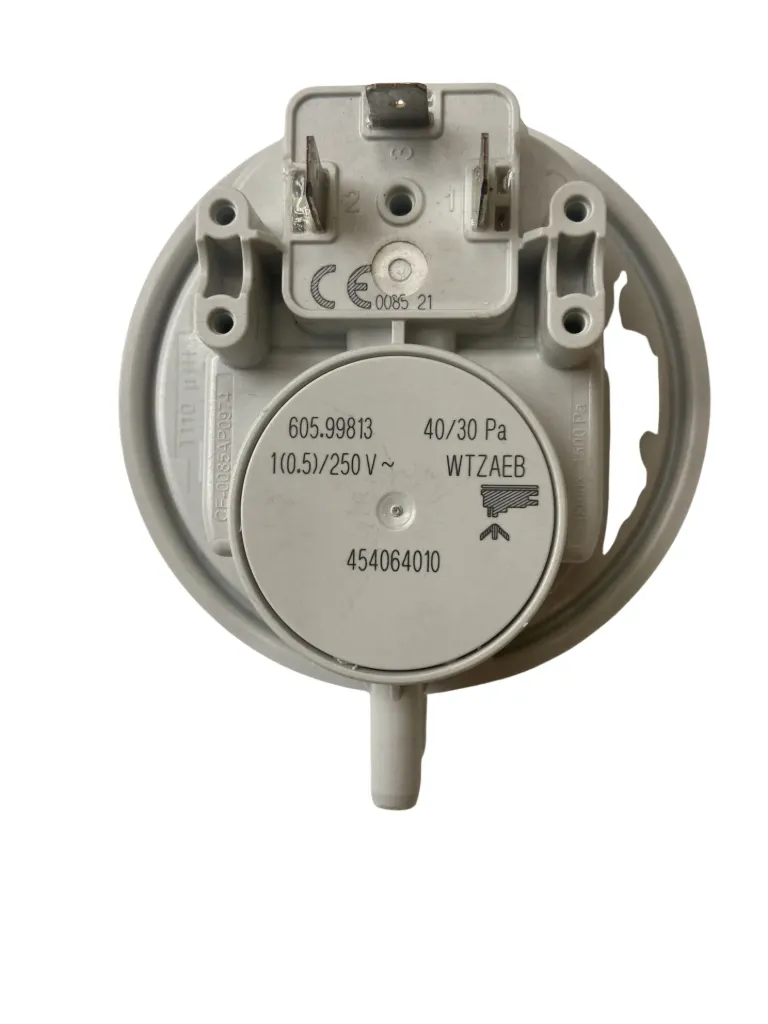 5560 - PRESSOSTAT ANSELMO COLA HUBA 40 / 30PA